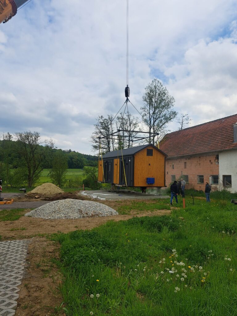 Tiny-House-Bauplatz in Haupeltshofen bei Krumbach — ruhige Lage unweit des Baches, alle Anschlüsse